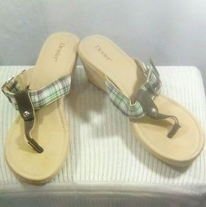 Dexter NWOT Plaid Buckle & Thong Wedges Size 9-1/2